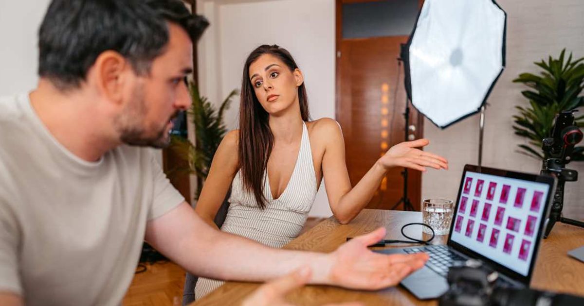 Influencer tried coaxing his girlfriend to work for free but she handed him an invoice instead