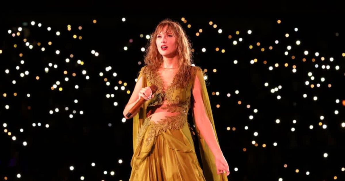 Taylor Swift called a routine 'Eras Tour' crew meeting — she had a $197M surprise waiting for them