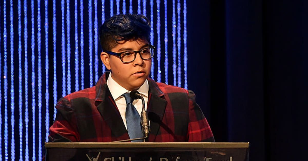 Florida valedictorian stands up to school board on stage over unfair graduation ceremonies