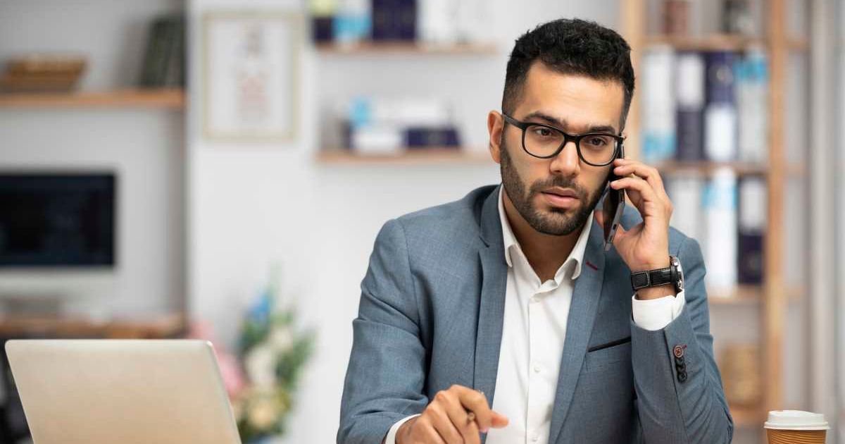 Employee told employee to quit if he's unhappy — so he landed a new job right in front of him and walked out