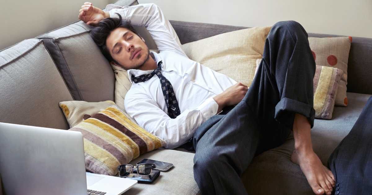 She returned to find a stranger passed out on her couch. One cheeky note sparked the romance of a lifetime