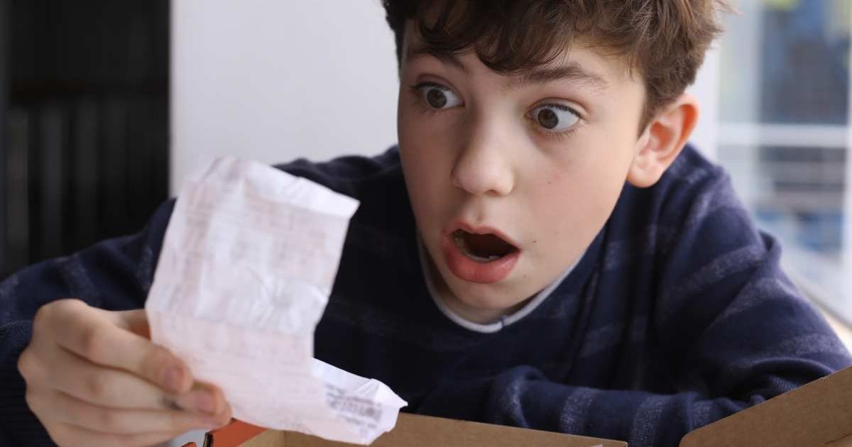 Boy was stunned after mom was charged $10,000 to have a baby. His blunt opinion on American healthcare is now going viral