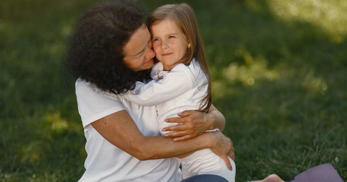 When her 7-year-old asked if she was going to die of cancer, this mom chose honesty