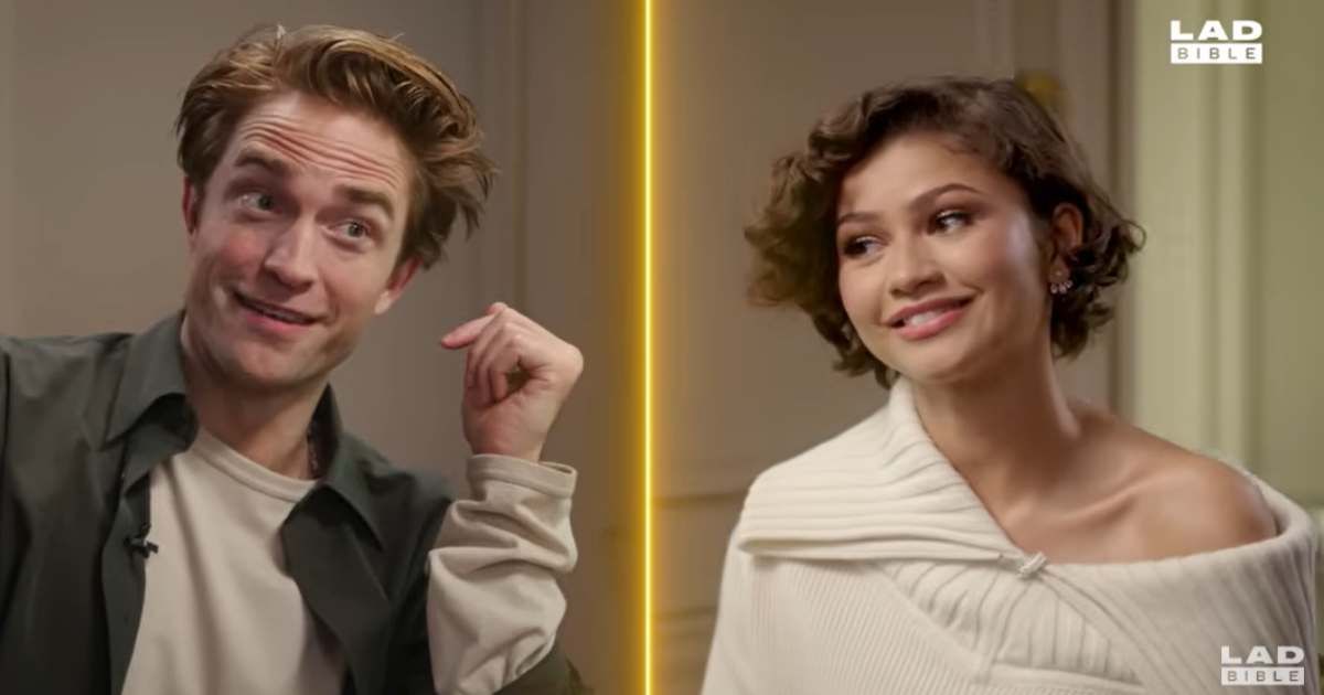 Robert Pattinson was asked who should pay the bill on a first date and everyone's 'team Jacob' now