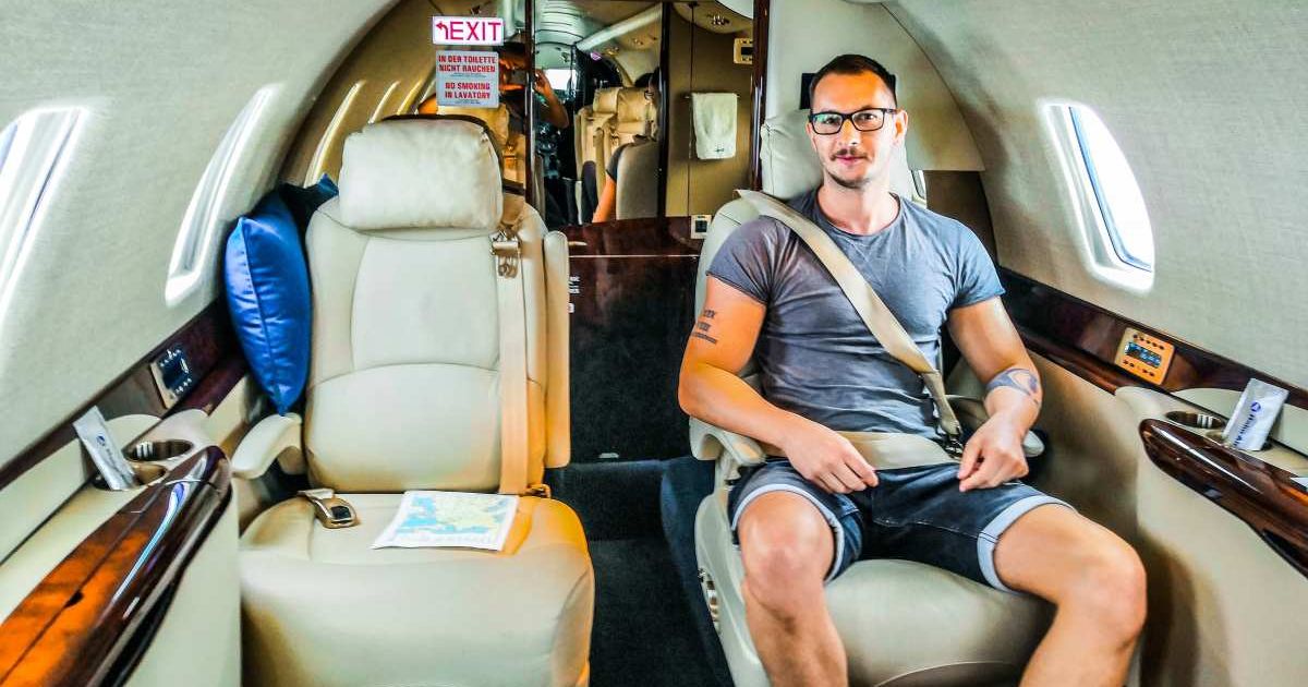 Flight attendant explains why you should 'never wear shorts' on airplanes