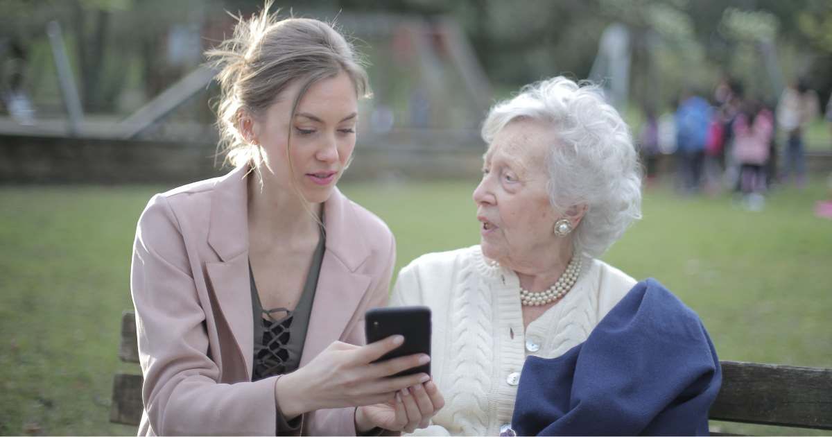 Woman's phone alerted her 'you're being followed' during a shopping trip with her mom — her daughter knew exactly who'd planted it in the back seat
