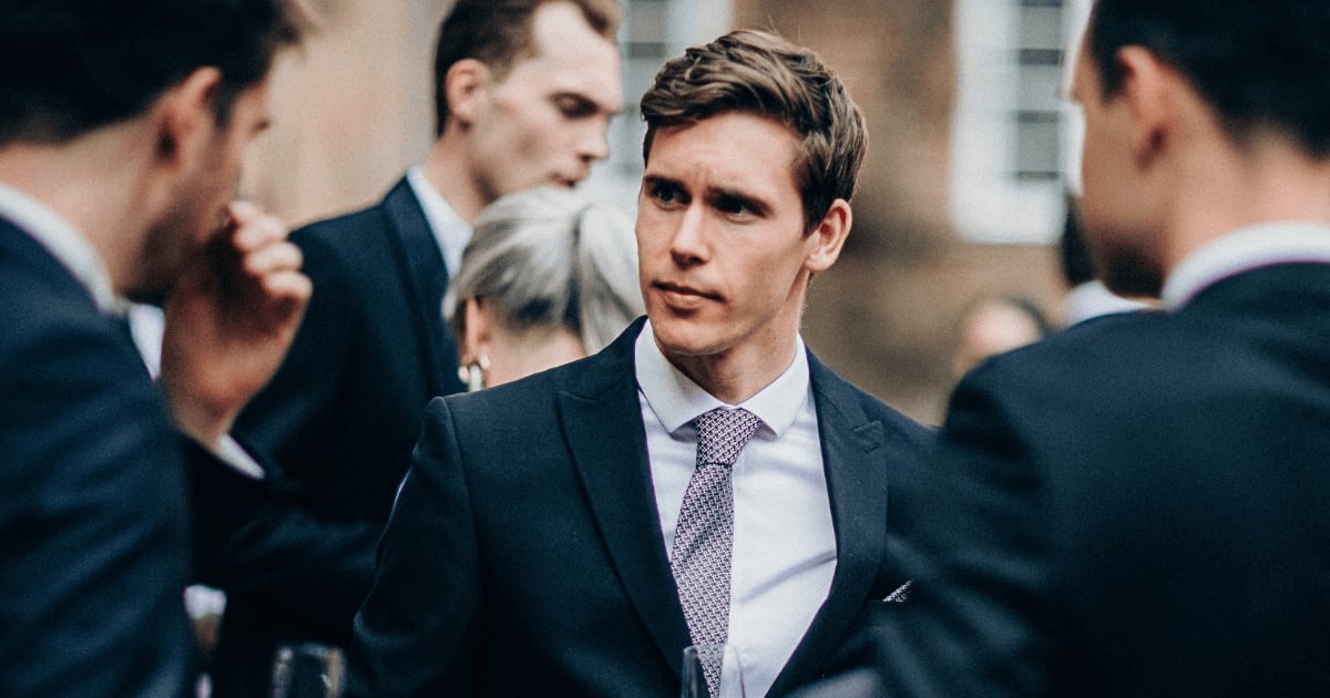 Groom asked a friend to haul tables up the hill for a 'free meal' after leaving him out of the wedding party. His reply made the bride turn red