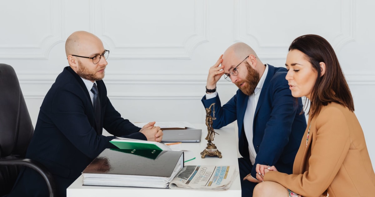 Divorce lawyer stops Mom from taking kids on vacation after Dad throws a fit. 3 days later, he begs her to switch — and gets an earful from his lawyer