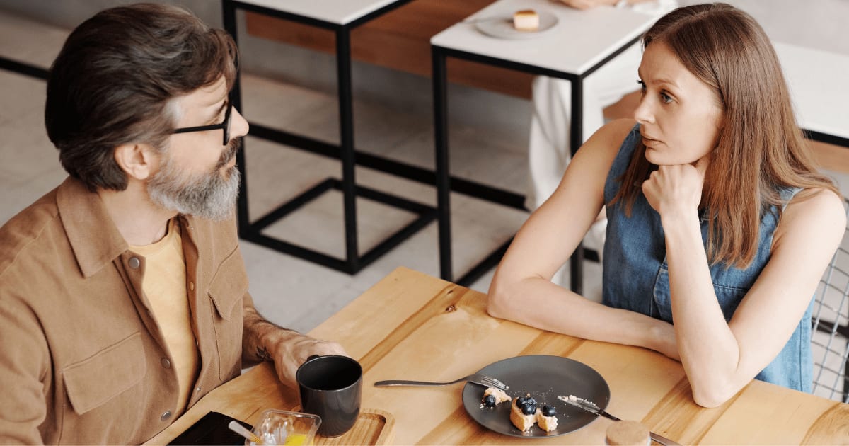 Woman told her Hinge date she hated mansplaining. He immediately started quizzing her about finances