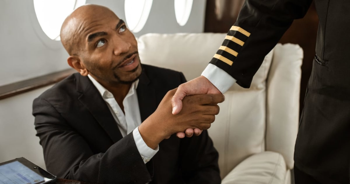His extra legroom was hijacked by an old lady who turned his row into a bed. When confronted, she gave a sob story—but the flight attendant had a plan