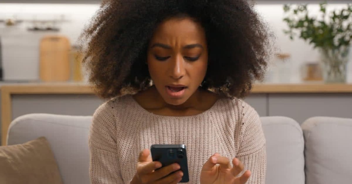 Her friend called daily, then vanished for 2 weeks, so she checked her house and called the police — then her screen lit up with unexpected question