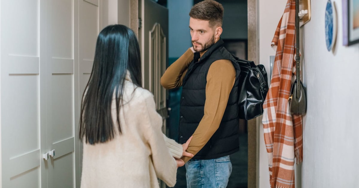 Boyfriend tried fat-shaming girlfriend recovering from anorexia for eating a quesadilla at night. That one comment was enough: 'Pack your bag'