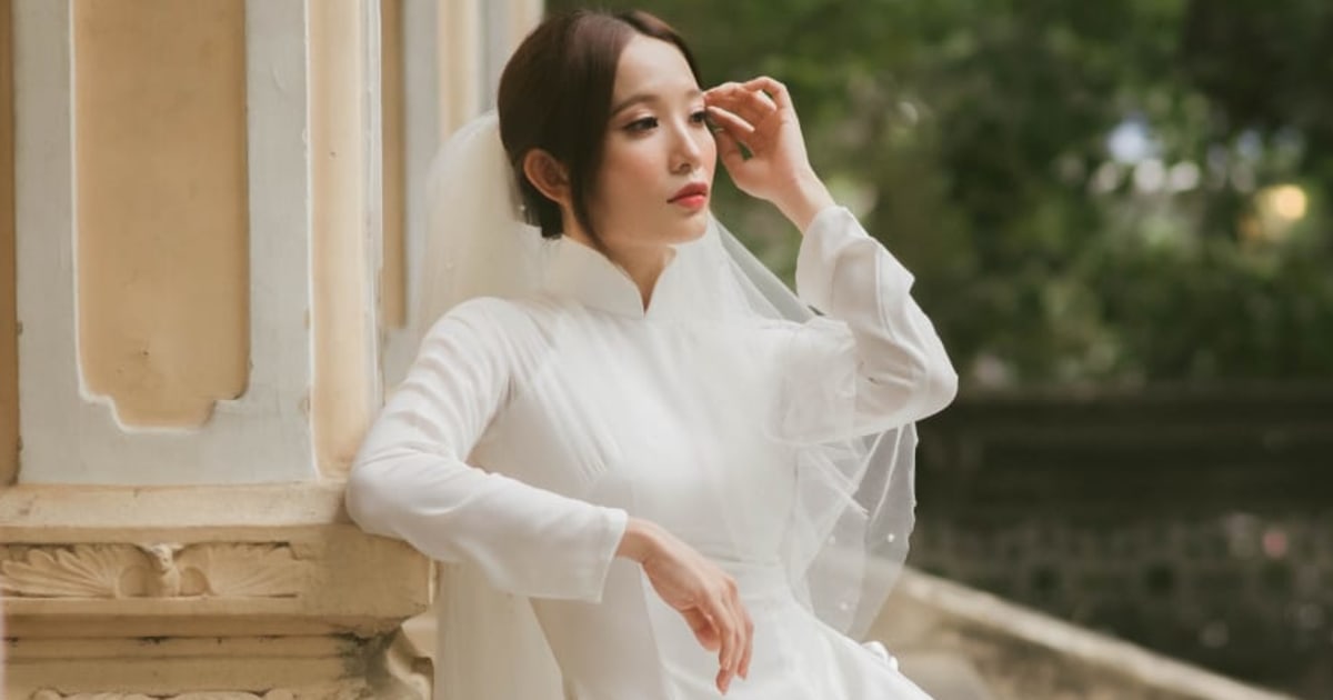 Bride was stunned when mom put a huge photo of her brother on the wedding guestbook’s first page — after refusing to tell guests he'd died years ago