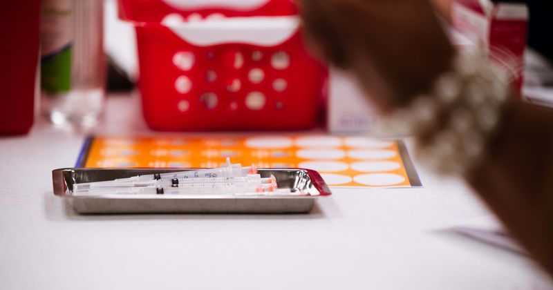 Philadelphia let 'college kids' distribute vaccines. Volunteers say it was a 'disaster'