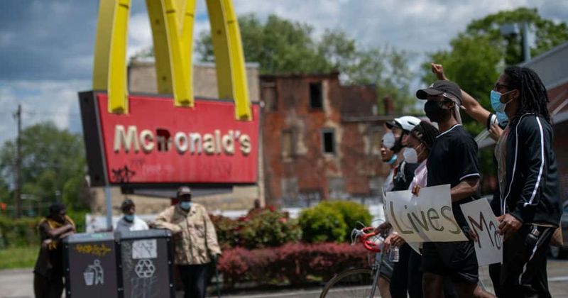 McDonald's links executive pay to diversity targets, but that's not a good thing
