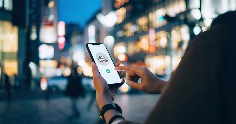 Woman raises $100,000 to keep Asian Americans safe by paying for their Uber rides