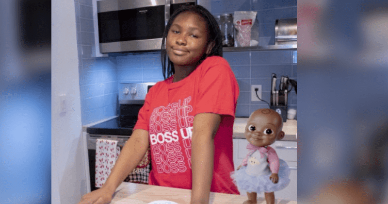 Teen, who was bullied as a child for her looks, donated 35,000 dolls of color to other girls