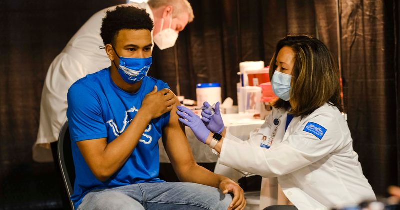 Teens with anti-vaxx parents who won't let their kids get the shot are helping each other get vaccinated