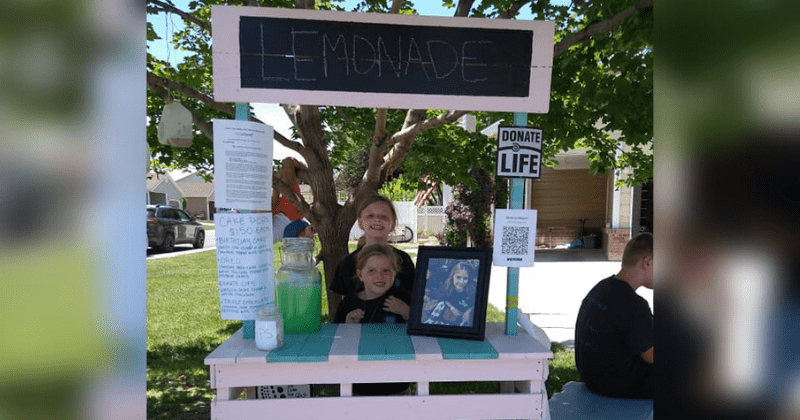 Their sister died awaiting a transplant, now these little girls are selling lemonade to help kids like her