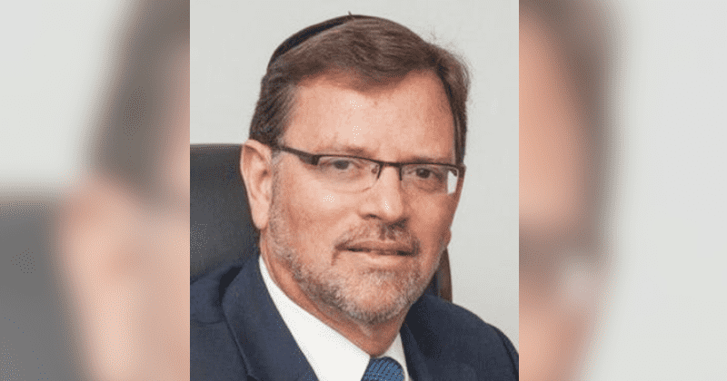 Gay conversion therapist busted while trying to hookup with gay men on dating apps