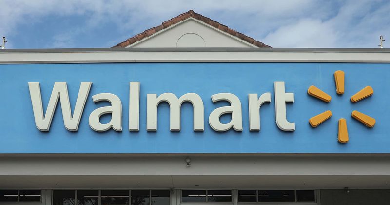 Walmart to pay 100% of college tuition and book costs for employees looking to continue education