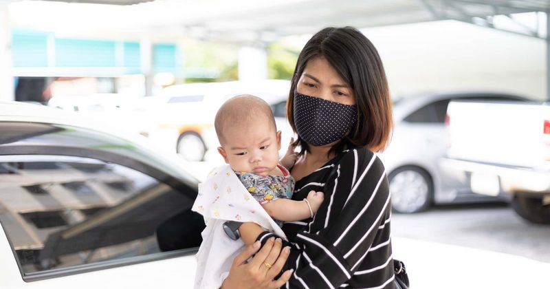Parents wear masks at restaurant to protect immunocompromised infant, owner makes them leave