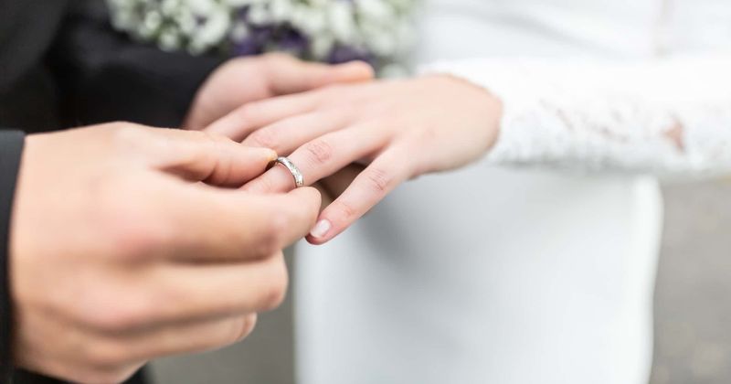 Her entire family missed her wedding after Southwest Airlines canceled thousands of flights