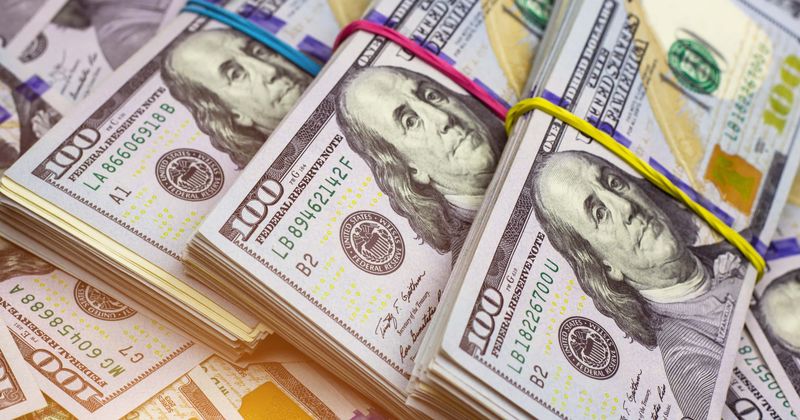 City College physics professor opens his mail to find box with $180,000 from an anonymous donor