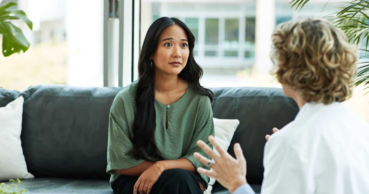 Therapists reveal 21 things people are usually afraid to tell them but they actually hear a lot