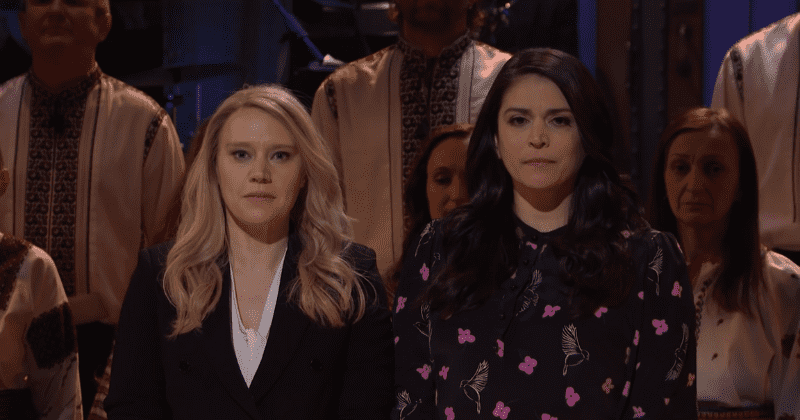 'SNL' returns from hiatus with a powerful tribute to Ukraine with solemn folk chorus cold open