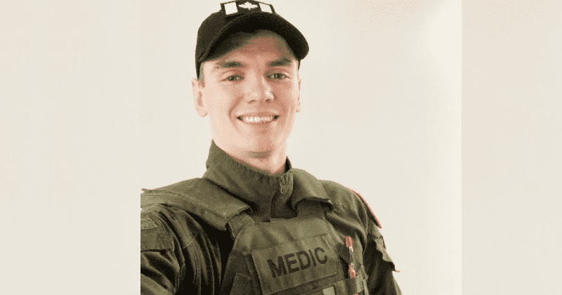 Canadian comic flies 5,000 miles to fight for Ukraine against Russia: 'I'm doing the right thing'