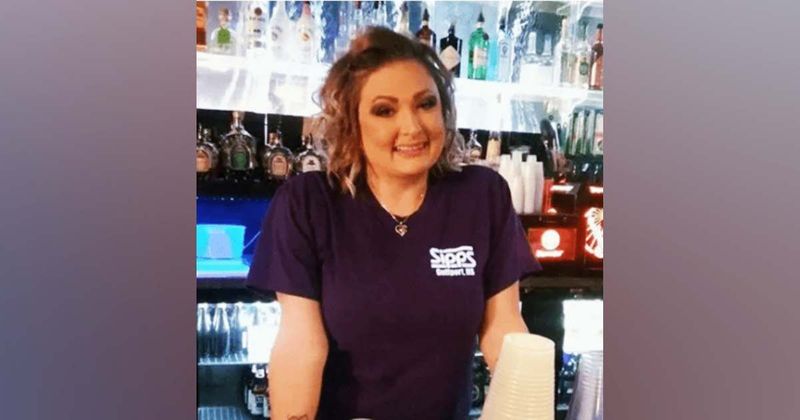 Mom didn't know what to say when her son came out — so she called a gay bar for advice