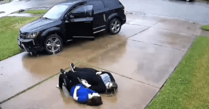 Mom's compassionate response to daughter’s anxiety attack evokes conversations about mental health