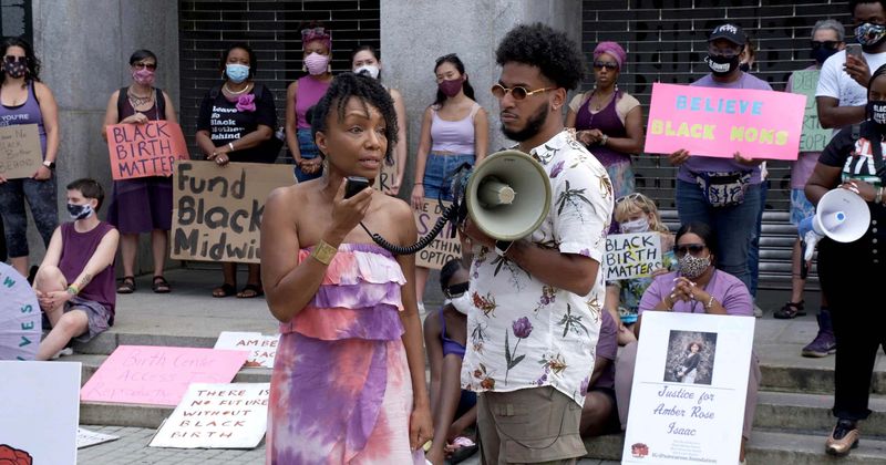 2 dads are on a mission to end Black maternal mortality after losing their partners to childbirth