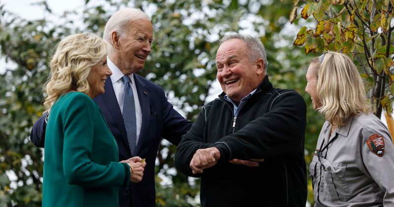 President Biden surprises White House groundskeeper by planting tree honoring his 50 years of service