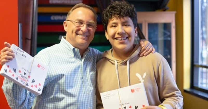 Kind-hearted teen sends 16,000 Valentine's day cards to people who won't usually get one