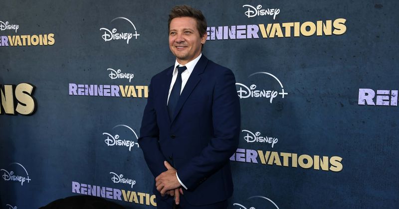 Jeremy Renner makes his first red carpet appearance since tragic snowplow accident on New Year’s Day
