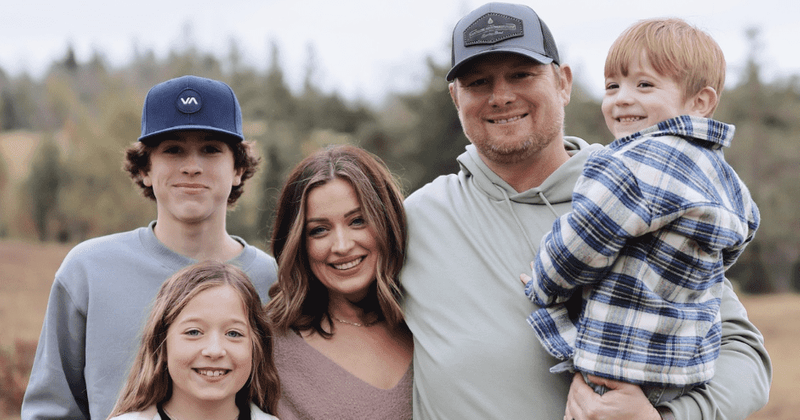 An entire town comes together to help this mom find a bone marrow donor