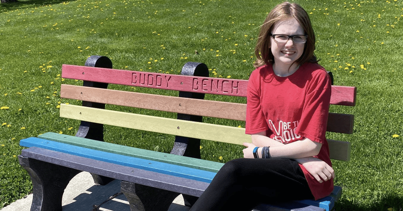 12-year-old girl from Indiana helps build friendships through 'Buddy Bench' donations