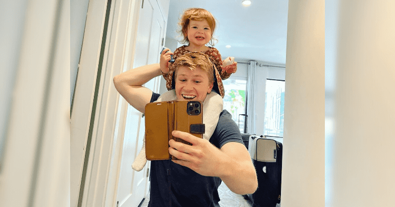 Robert Irwin captures the joys of 'uncle life' in an adorable selfie with his niece Grace Warrior 