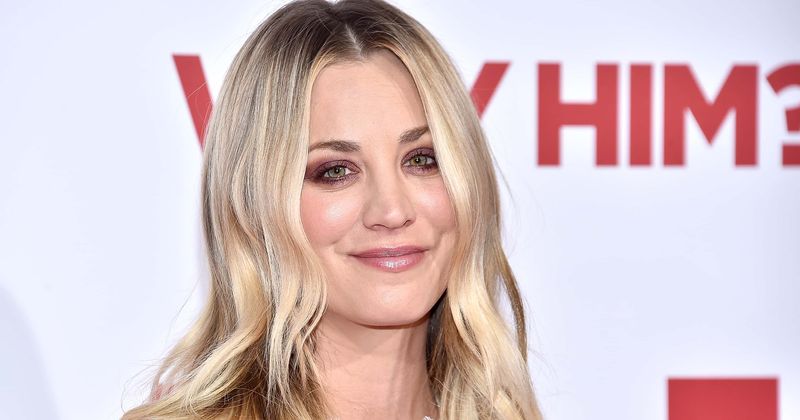 New mom Kaley Cuoco's positive approach towards condition called 'Mommy Wrist' lauded