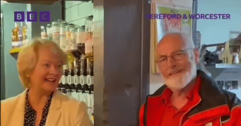 Locals unite to raise $2000 for beloved retiring postman, celebrating a lifetime of kindness