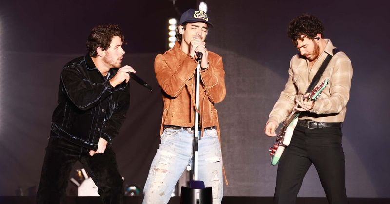 Jonas Brothers get emotional dedicating 'Little Bird' to fan's late daughter during concert