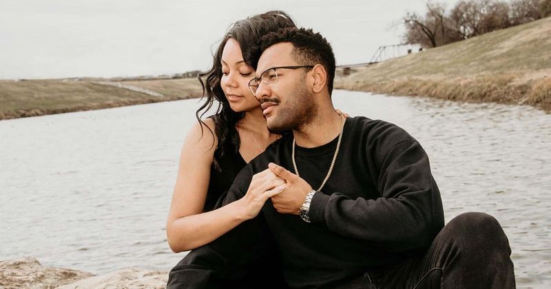 10 people reveal the most profound relationship advice they've ever received and it's eye-opening