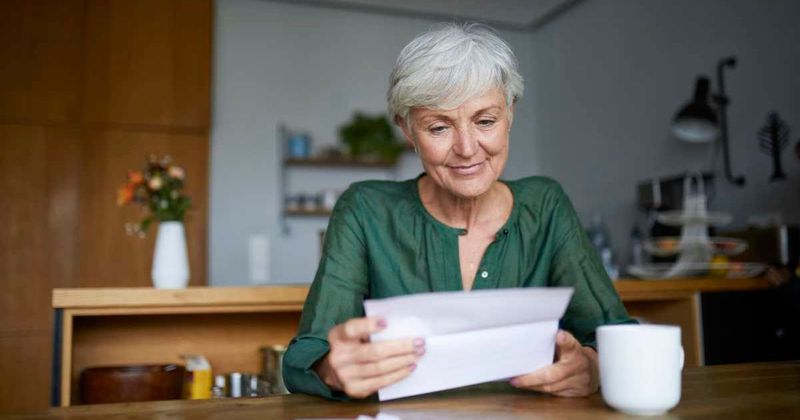 Boss shares teen employee's heartfelt resignation letter expressing gratitude for the experience