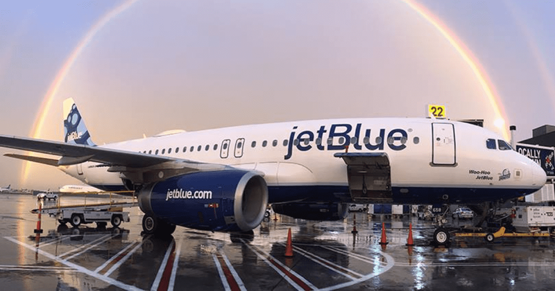 JetBlue Airlines settles the debate on whether passengers should give up their seats for families