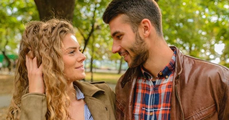Individuals share the 10 most disastrous attempts at flirting they've ever seen in their lives