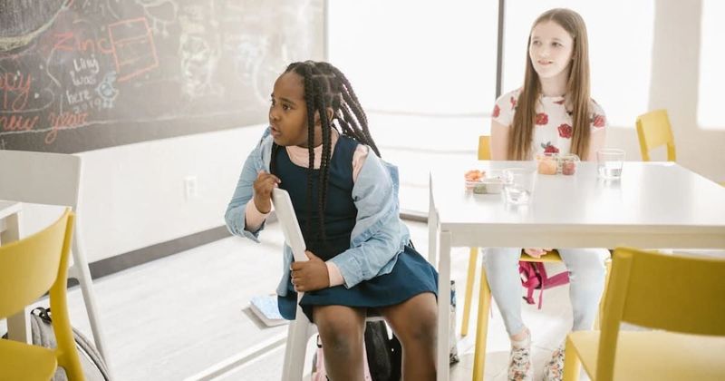 People reveal 10 myths they learned about in school that turned out to be false