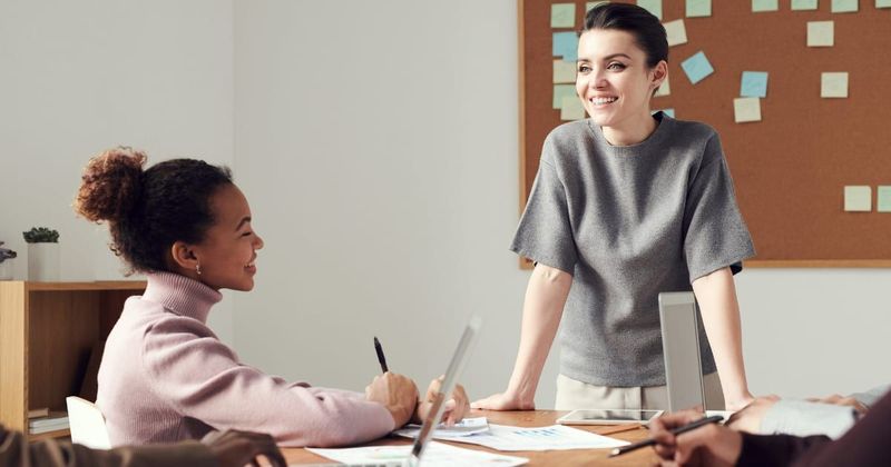 Women reveal the biggest career regrets they've and their painfully honest responses are eye-opening