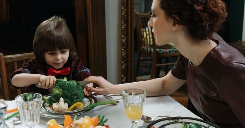 Restaurant sparks debate by charging parents an additional fee of $50 when kids don't behave well